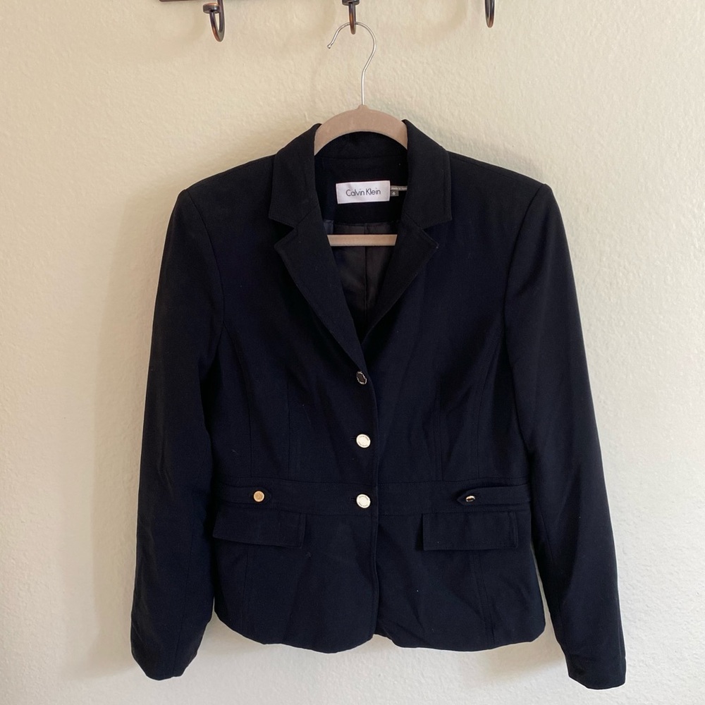 Calvin Klein Three Button Blazer | Size 6